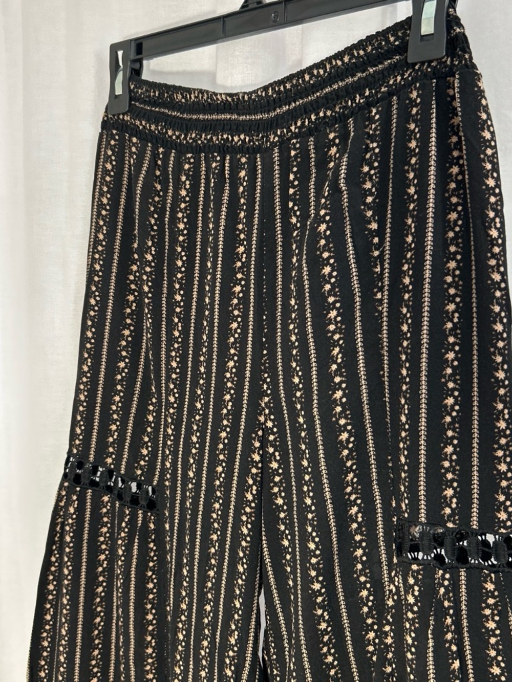 Black Striped Wide-Leg Palazzo Pants with Subtle Tan Pattern - Picture 6 of 7
